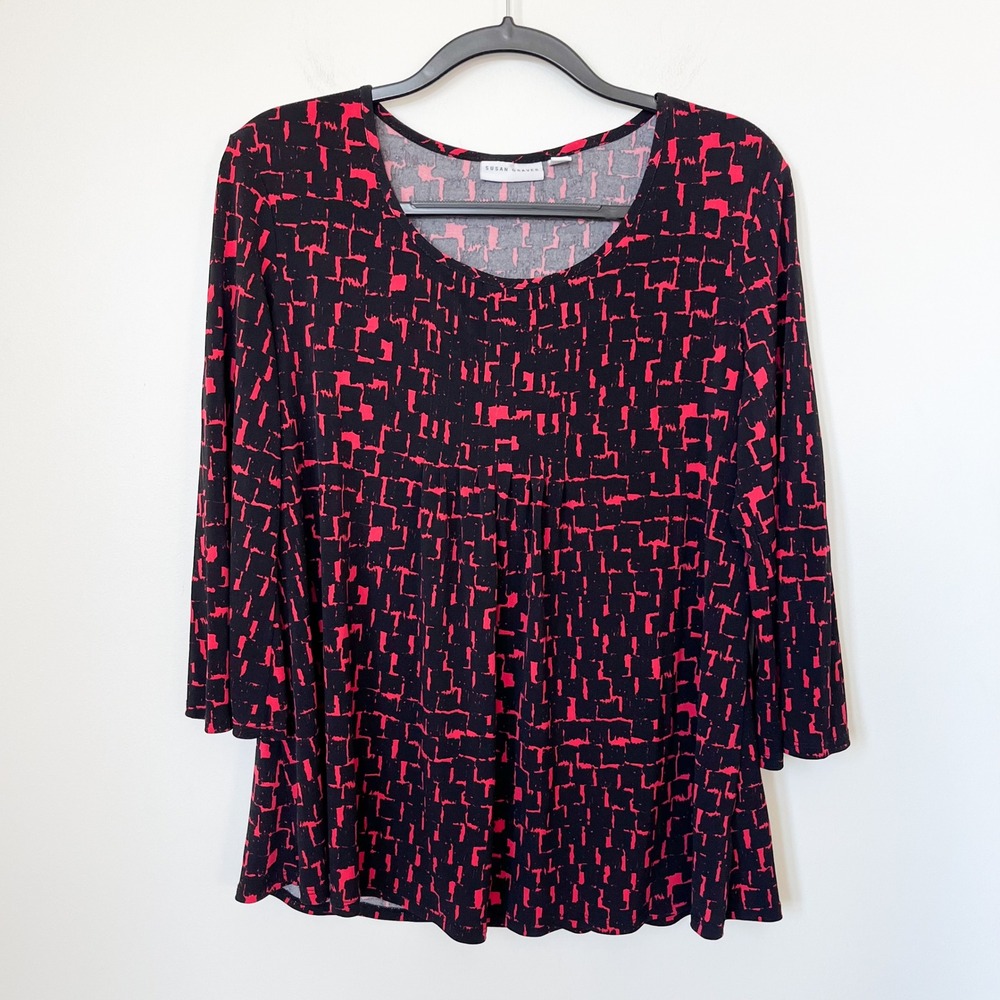 Susan Graver Liquid Knit Top Red Black Geometric Print Medium